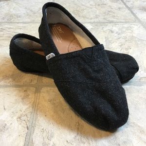 TOMS | Black classic suede shoes